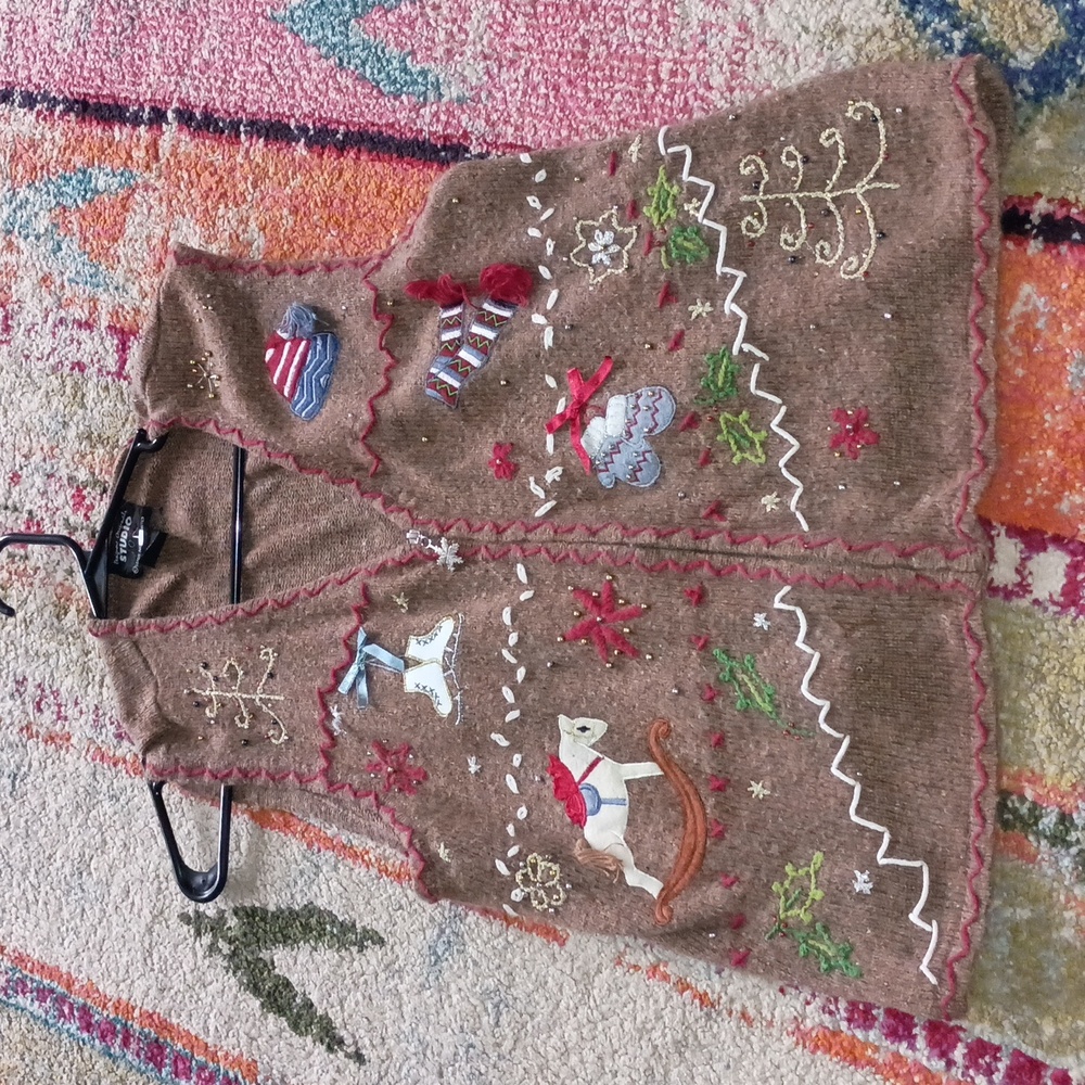 1990s Vintage Brown "Ugly" Christmas Sweater Vest - Studio Joy - Large